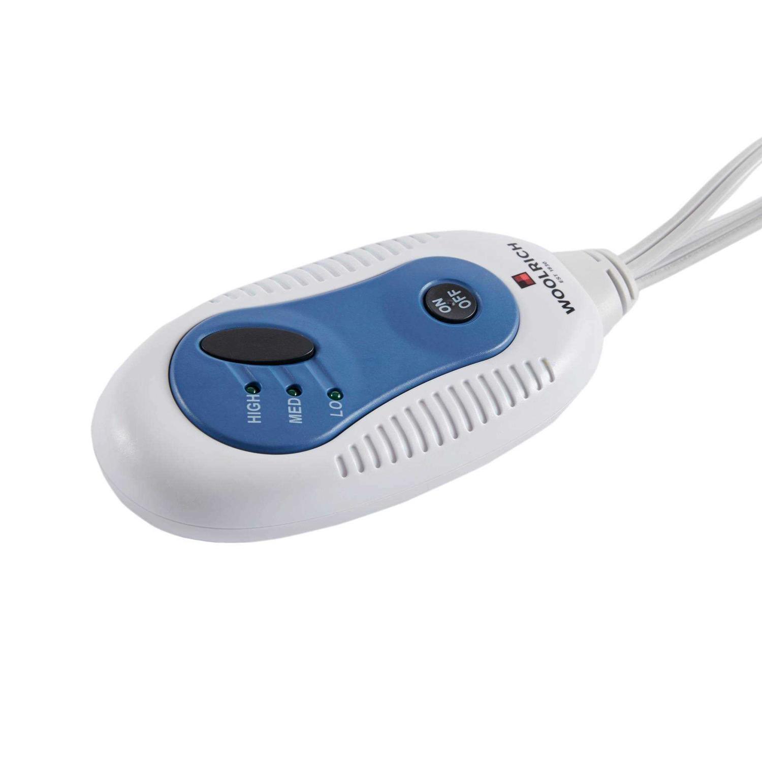 Woolrich Tasha Oversized Mink to Berber Heated Throw - Image 3