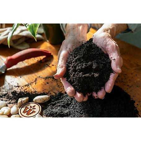 Wakefield Compost + Biochar with Mycorrhizal Fungi Organic Compost Mix - Image 4